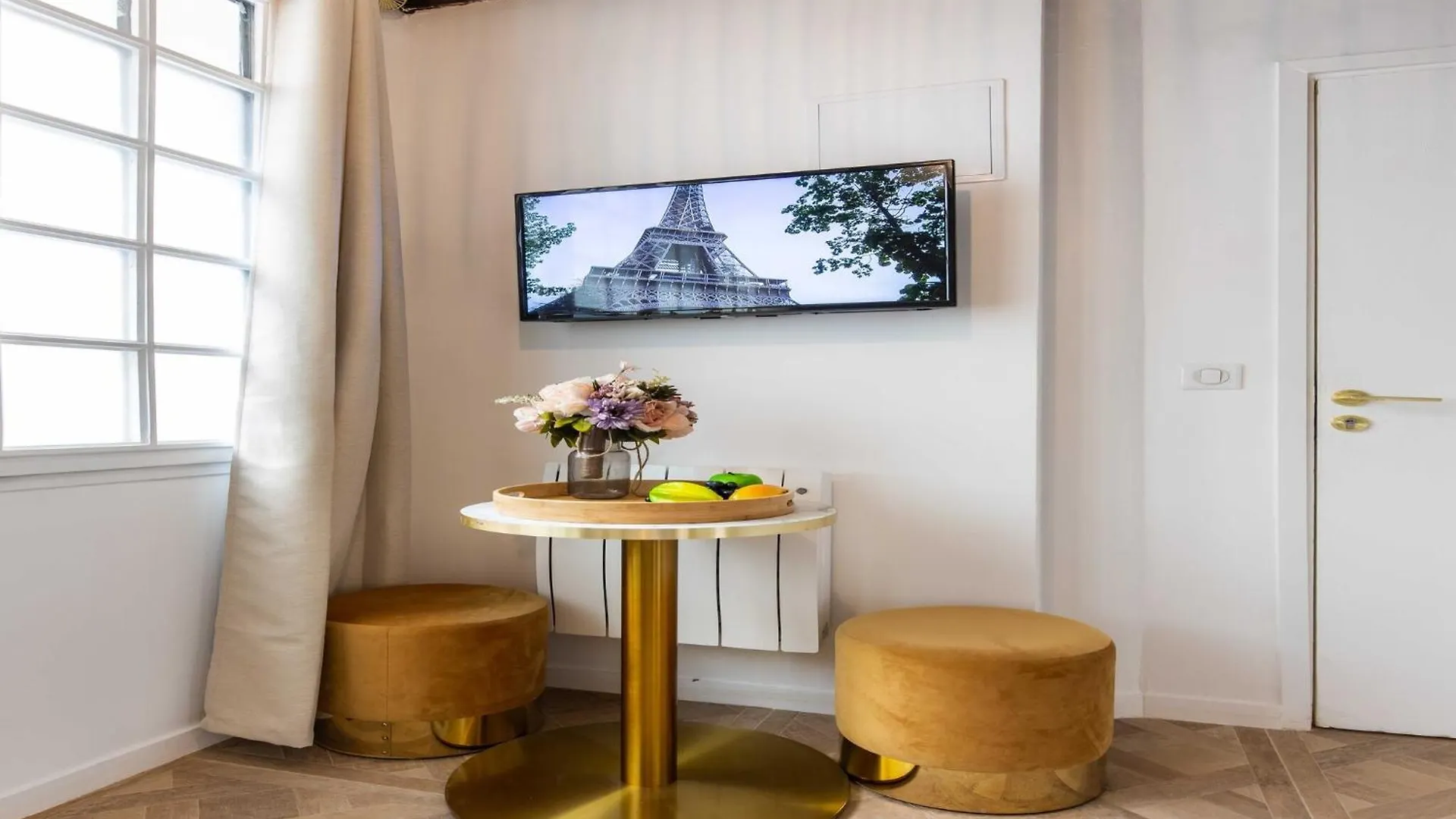 Cosy Room - Montmartre Sacre Coeur Paris Apartment